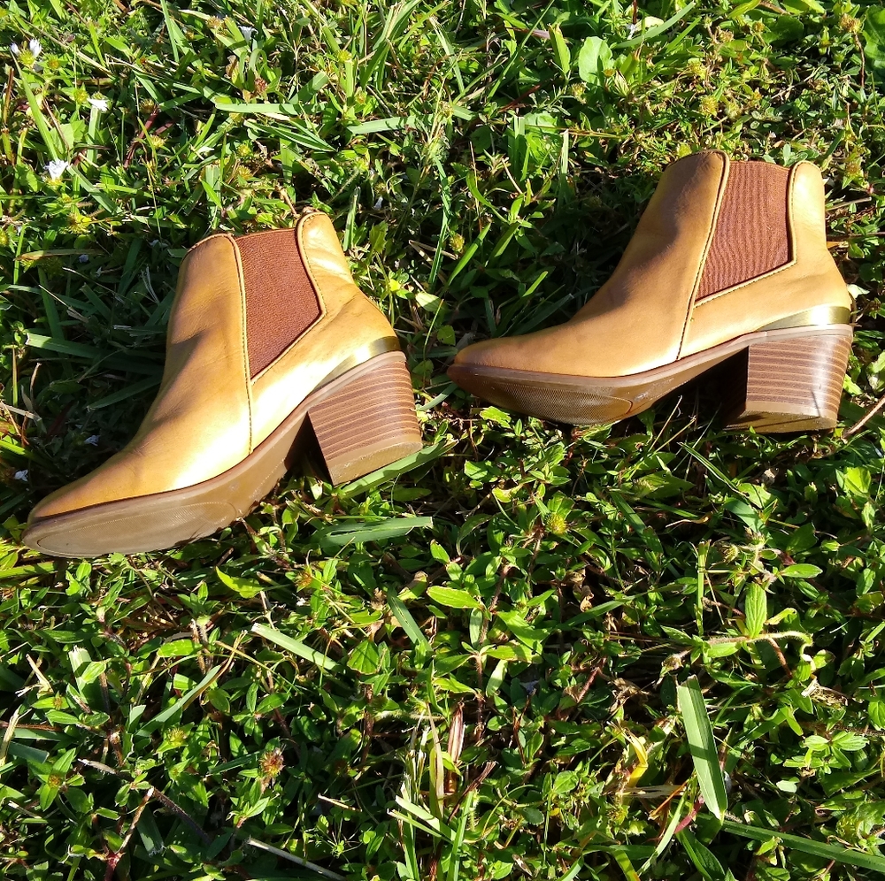Leather Ankle booties